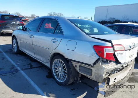 2012 Toyota Camry Hybrid Xle z USA, uszkodzony, nr VIN 4T1BD1FK2CU036941